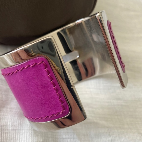 Tod’s Silver & Leather Cuff Bracelet - Picture 6 of 9